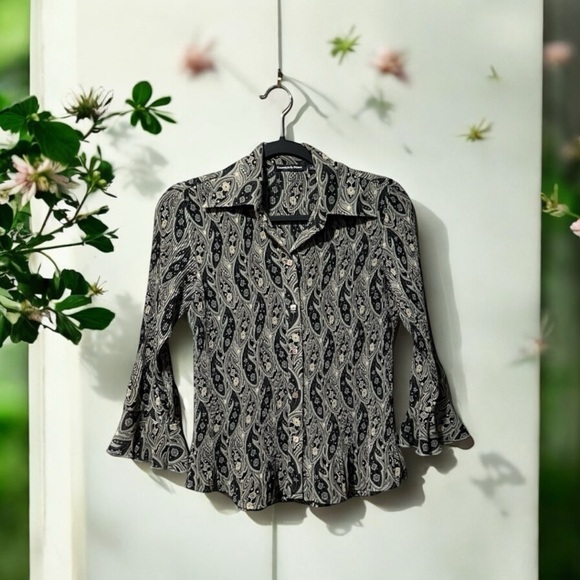 Essentials by Milano Black & Green Tones Leaf/Floral Print l/s Top sz S - Picture 4 of 15